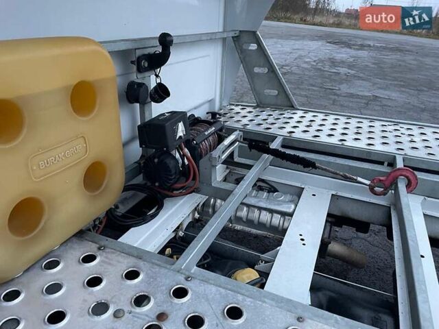 Білий Мерседес Sprinter, об'ємом двигуна 2.99 л та пробігом 295 тис. км за 35000 $, фото 11 на Automoto.ua