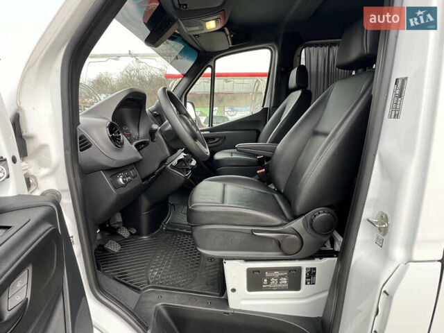 Белый Мерседес Sprinter, объемом двигателя 2 л и пробегом 11 тыс. км за 39900 $, фото 24 на Automoto.ua