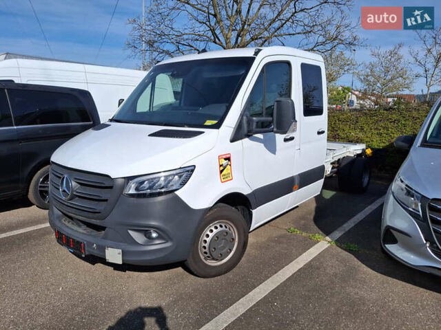 Белый Мерседес Sprinter, объемом двигателя 1.95 л и пробегом 250 тыс. км за 56498 $, фото 24 на Automoto.ua