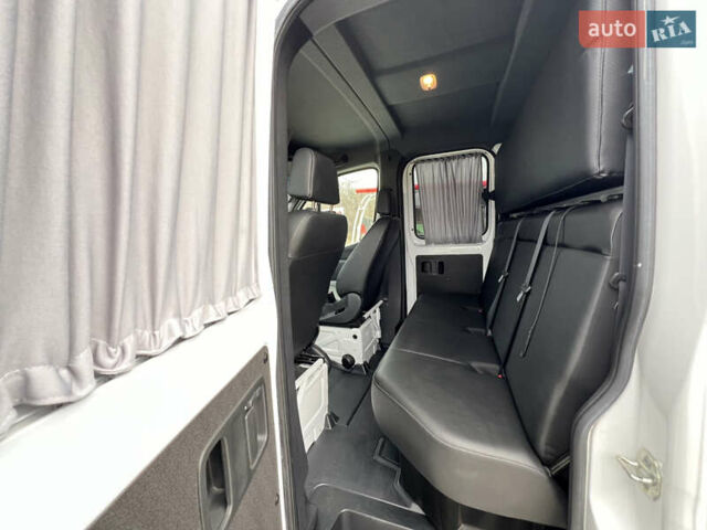Белый Мерседес Sprinter, объемом двигателя 2 л и пробегом 11 тыс. км за 39900 $, фото 17 на Automoto.ua