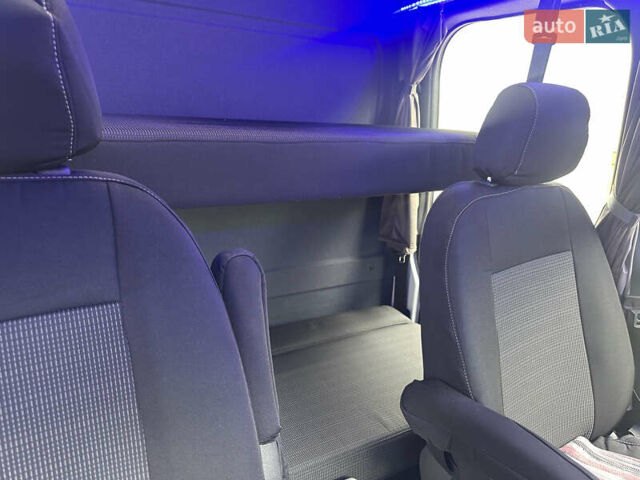 Белый Мерседес Sprinter, объемом двигателя 1.95 л и пробегом 250 тыс. км за 56498 $, фото 17 на Automoto.ua