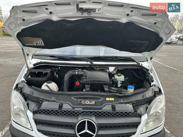 Білий Мерседес Sprinter, об'ємом двигуна 2.2 л та пробігом 238 тис. км за 22900 $, фото 36 на Automoto.ua