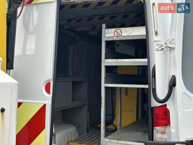 Білий Мерседес Sprinter, об'ємом двигуна 2.2 л та пробігом 238 тис. км за 22900 $, фото 18 на Automoto.ua