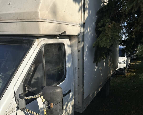 Білий Мерседес Sprinter, об'ємом двигуна 2.87 л та пробігом 500 тис. км за 6000 $, фото 1 на Automoto.ua