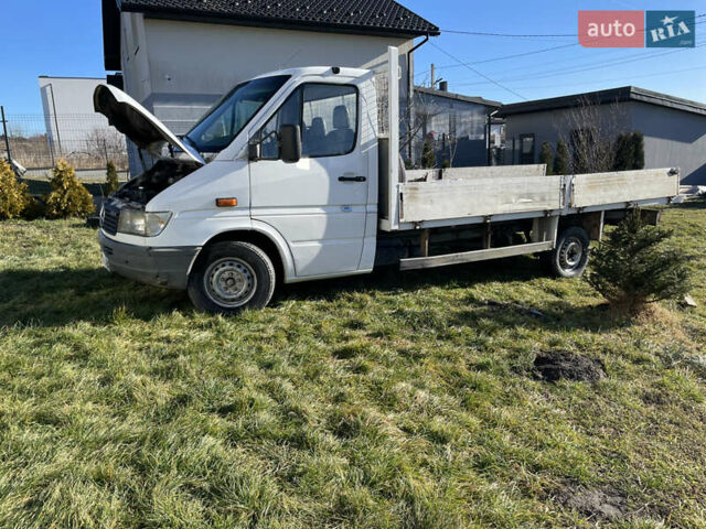 Белый Мерседес Sprinter, объемом двигателя 2.87 л и пробегом 693 тыс. км за 8779 $, фото 7 на Automoto.ua