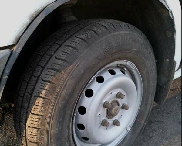 Белый Мерседес Sprinter, объемом двигателя 2.87 л и пробегом 600 тыс. км за 11000 $, фото 6 на Automoto.ua