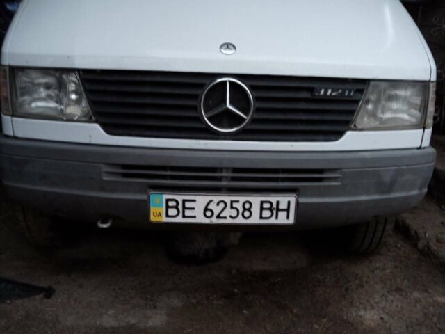 Белый Мерседес Sprinter, объемом двигателя 2.87 л и пробегом 600 тыс. км за 10500 $, фото 1 на Automoto.ua