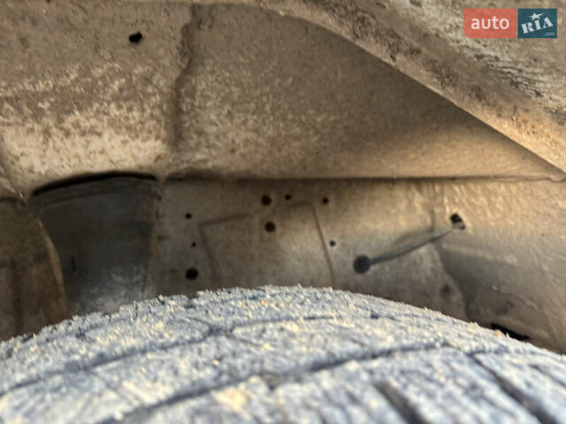 Мерседес Sprinter 2002 у Івано-Франківську на Automoto.ua Білий Мерседес Sprinter, об'ємом двигуна 2.69 л та пробігом 560 тис. км за 8900 $, фото 15 на Automoto.ua