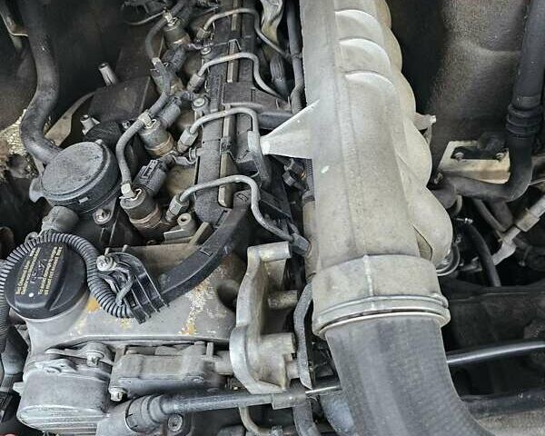 Белый Мерседес Sprinter, объемом двигателя 2.69 л и пробегом 645 тыс. км за 12500 $, фото 8 на Automoto.ua