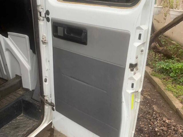Білий Мерседес Sprinter, об'ємом двигуна 2.15 л та пробігом 5 тис. км за 11500 $, фото 6 на Automoto.ua