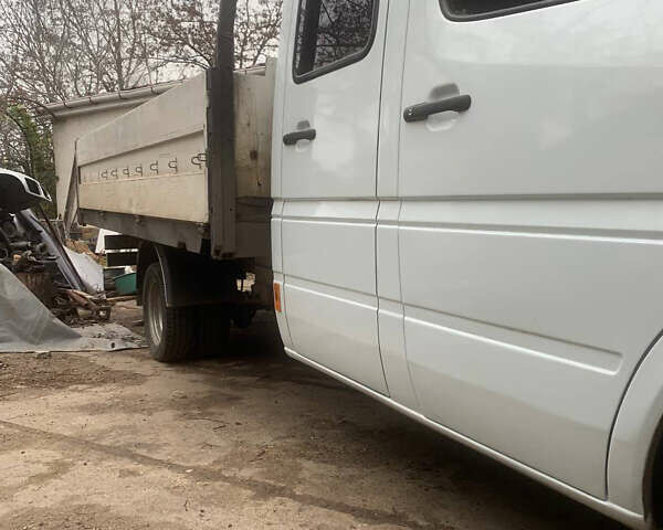 Белый Мерседес Sprinter, объемом двигателя 2.15 л и пробегом 5 тыс. км за 11500 $, фото 6 на Automoto.ua