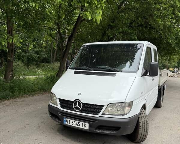 Белый Мерседес Sprinter, объемом двигателя 2.15 л и пробегом 1 тыс. км за 9900 $, фото 4 на Automoto.ua