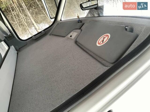 Белый Мерседес Sprinter, объемом двигателя 2.3 л и пробегом 274 тыс. км за 14500 $, фото 16 на Automoto.ua