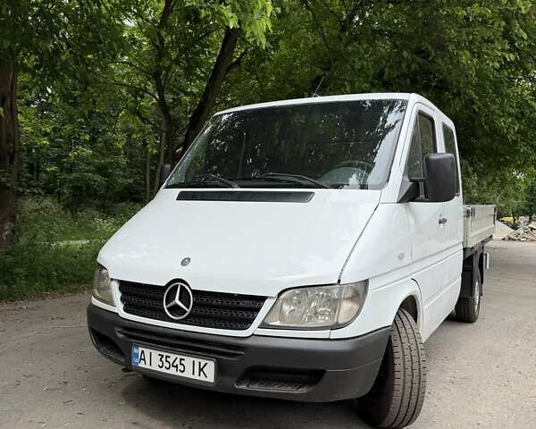 Белый Мерседес Sprinter, объемом двигателя 2.15 л и пробегом 1 тыс. км за 9900 $, фото 2 на Automoto.ua