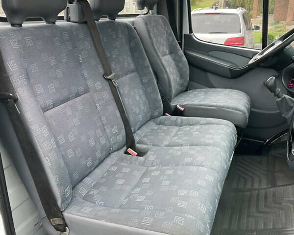 Белый Мерседес Sprinter, объемом двигателя 0 л и пробегом 344 тыс. км за 11500 $, фото 13 на Automoto.ua
