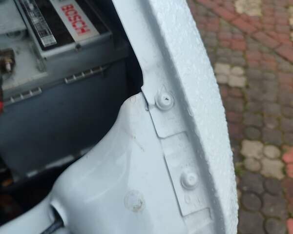 Білий Мерседес Sprinter, об'ємом двигуна 2.69 л та пробігом 350 тис. км за 1599 $, фото 20 на Automoto.ua