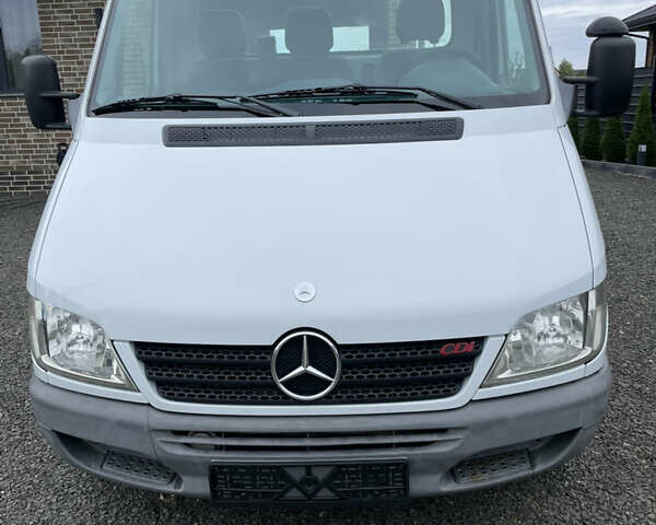 Белый Мерседес Sprinter, объемом двигателя 0 л и пробегом 344 тыс. км за 11500 $, фото 6 на Automoto.ua
