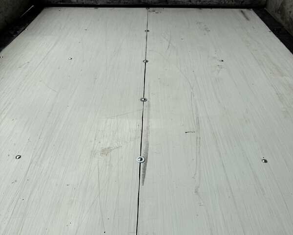 Белый Мерседес Sprinter, объемом двигателя 2.15 л и пробегом 1 тыс. км за 9900 $, фото 8 на Automoto.ua