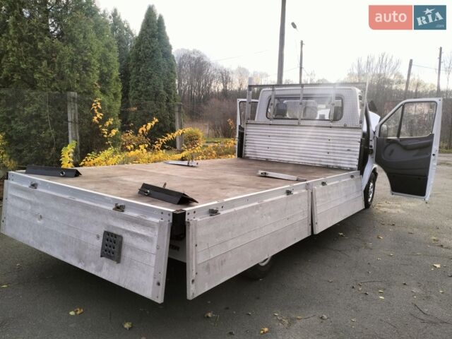 Белый Мерседес Sprinter, объемом двигателя 2.3 л и пробегом 274 тыс. км за 13500 $, фото 11 на Automoto.ua