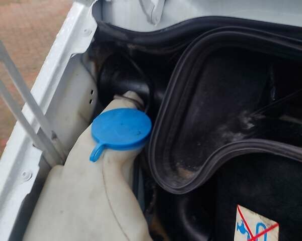 Білий Мерседес Sprinter, об'ємом двигуна 2.69 л та пробігом 350 тис. км за 1599 $, фото 18 на Automoto.ua