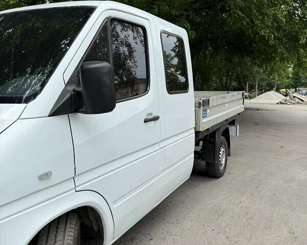 Белый Мерседес Sprinter, объемом двигателя 2.15 л и пробегом 1 тыс. км за 9900 $, фото 7 на Automoto.ua