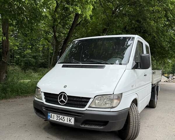 Белый Мерседес Sprinter, объемом двигателя 2.15 л и пробегом 1 тыс. км за 9900 $, фото 3 на Automoto.ua