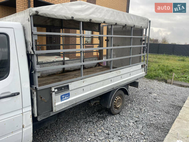 Белый Мерседес Sprinter, объемом двигателя 2.15 л и пробегом 480 тыс. км за 8500 $, фото 6 на Automoto.ua