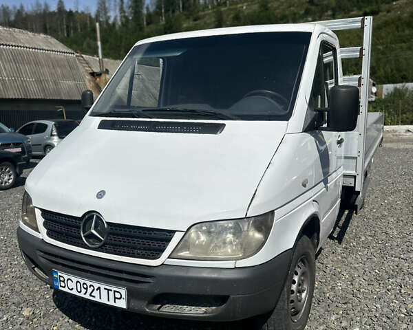 Білий Мерседес Sprinter, об'ємом двигуна 2.15 л та пробігом 350 тис. км за 9000 $, фото 6 на Automoto.ua