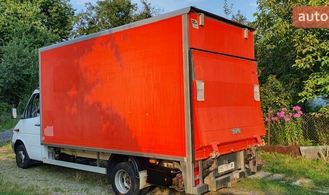 Білий Мерседес Sprinter, об'ємом двигуна 2.15 л та пробігом 295 тис. км за 15500 $, фото 1 на Automoto.ua