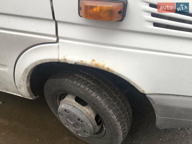 Белый Мерседес Sprinter, объемом двигателя 2.2 л и пробегом 832 тыс. км за 10000 $, фото 10 на Automoto.ua