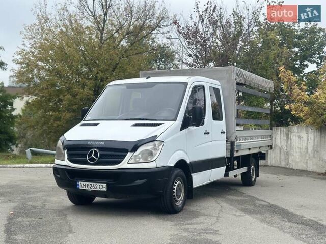 Белый Мерседес Sprinter, объемом двигателя 2.2 л и пробегом 395 тыс. км за 11800 $, фото 12 на Automoto.ua