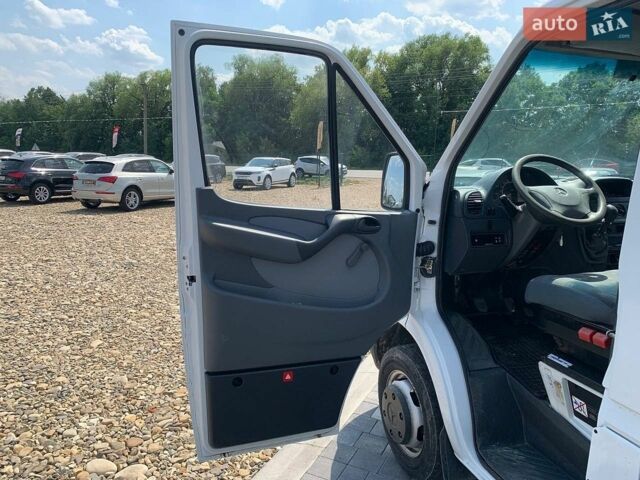 Білий Мерседес Sprinter, об'ємом двигуна 2.1 л та пробігом 870 тис. км за 17500 $, фото 6 на Automoto.ua