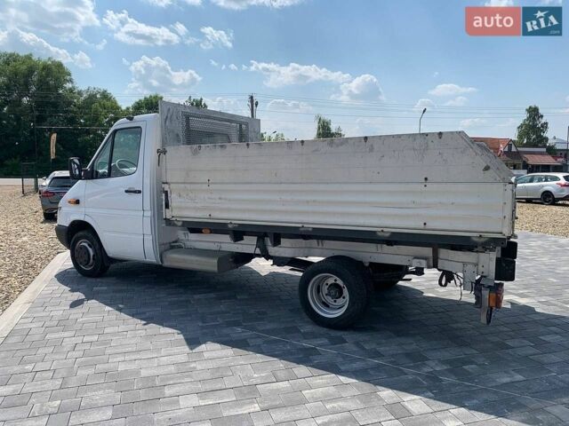 Білий Мерседес Sprinter, об'ємом двигуна 2.1 л та пробігом 870 тис. км за 17500 $, фото 3 на Automoto.ua