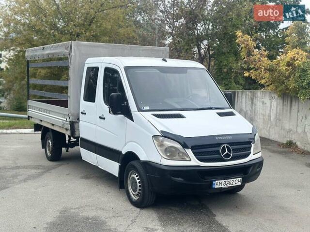 Белый Мерседес Sprinter, объемом двигателя 2.2 л и пробегом 395 тыс. км за 11800 $, фото 9 на Automoto.ua