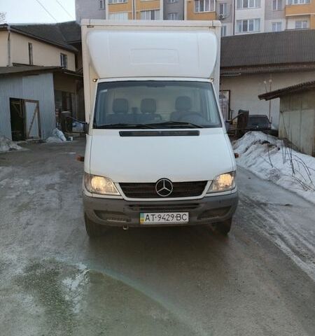 Белый Мерседес Sprinter, объемом двигателя 2.1 л и пробегом 10 тыс. км за 11000 $, фото 5 на Automoto.ua