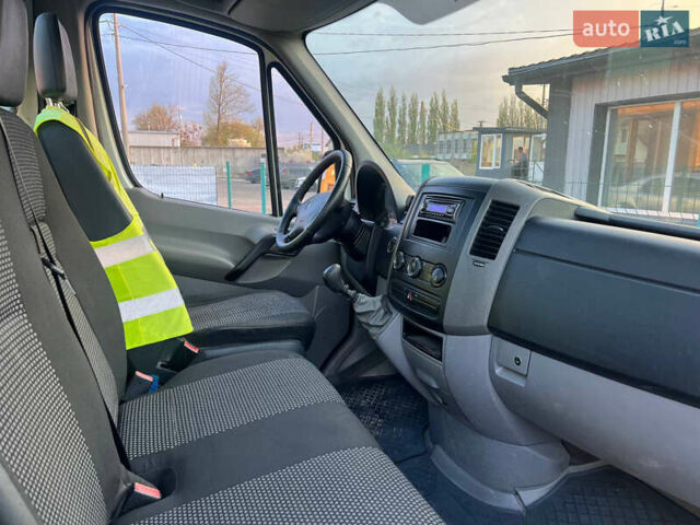 Білий Мерседес Sprinter, об'ємом двигуна 2.15 л та пробігом 580 тис. км за 11400 $, фото 8 на Automoto.ua