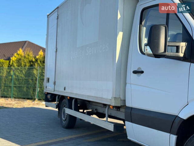 Белый Мерседес Sprinter, объемом двигателя 0 л и пробегом 266 тыс. км за 13600 $, фото 11 на Automoto.ua