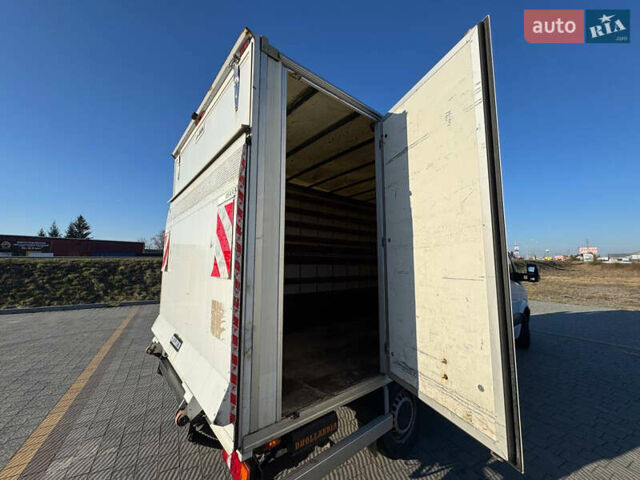 Белый Мерседес Sprinter, объемом двигателя 0 л и пробегом 266 тыс. км за 13600 $, фото 19 на Automoto.ua