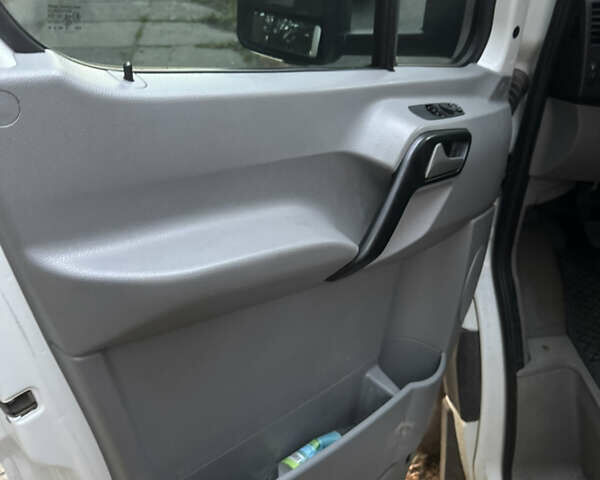 Белый Мерседес Sprinter, объемом двигателя 2.14 л и пробегом 403 тыс. км за 15900 $, фото 8 на Automoto.ua