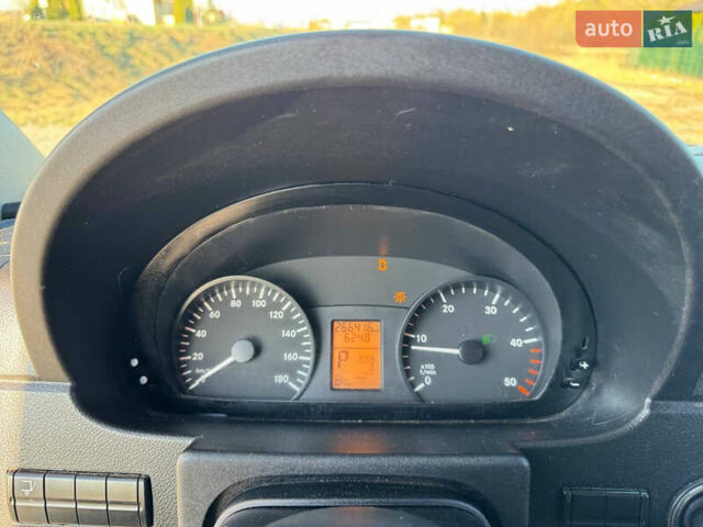 Белый Мерседес Sprinter, объемом двигателя 0 л и пробегом 266 тыс. км за 13600 $, фото 33 на Automoto.ua