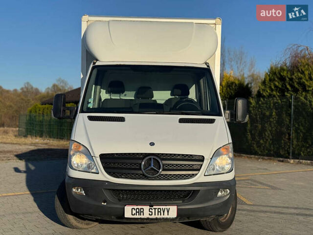 Белый Мерседес Sprinter, объемом двигателя 0 л и пробегом 266 тыс. км за 13600 $, фото 7 на Automoto.ua
