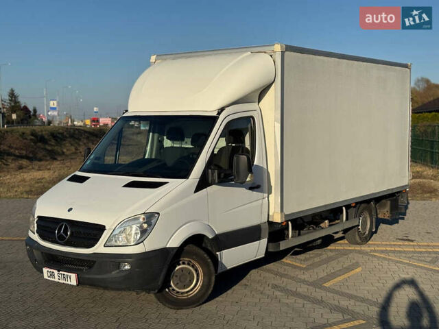 Белый Мерседес Sprinter, объемом двигателя 0 л и пробегом 266 тыс. км за 13600 $, фото 6 на Automoto.ua