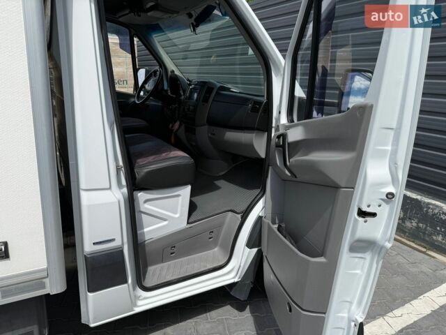 Белый Мерседес Sprinter, объемом двигателя 2.99 л и пробегом 551 тыс. км за 20000 $, фото 9 на Automoto.ua