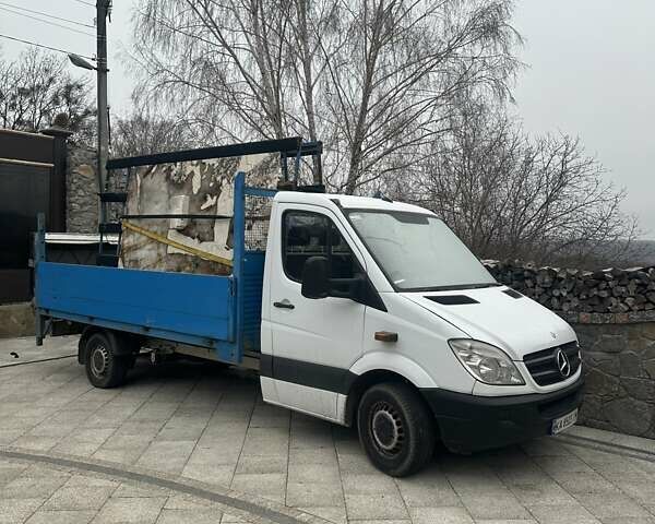 Белый Мерседес Sprinter, объемом двигателя 2.14 л и пробегом 280 тыс. км за 14500 $, фото 7 на Automoto.ua