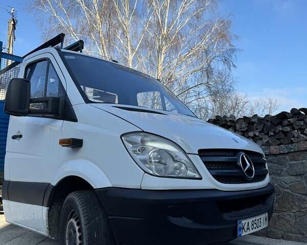 Белый Мерседес Sprinter, объемом двигателя 2.14 л и пробегом 280 тыс. км за 14500 $, фото 2 на Automoto.ua