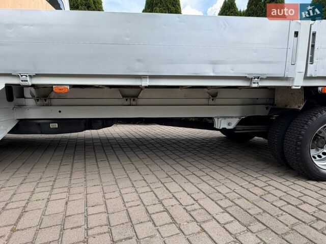 Белый Мерседес Sprinter, объемом двигателя 2.2 л и пробегом 275 тыс. км за 17800 $, фото 31 на Automoto.ua