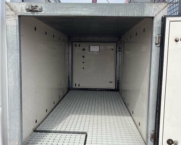 Білий Мерседес Sprinter, об'ємом двигуна 2.1 л та пробігом 62 тис. км за 22350 $, фото 10 на Automoto.ua