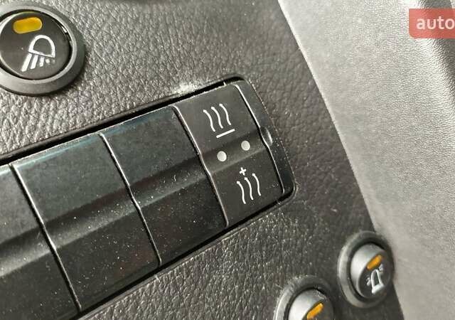 Белый Мерседес Sprinter, объемом двигателя 2.2 л и пробегом 280 тыс. км за 23750 $, фото 13 на Automoto.ua