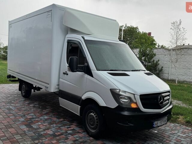 Белый Мерседес Sprinter, объемом двигателя 2.7 л и пробегом 470 тыс. км за 25500 $, фото 7 на Automoto.ua