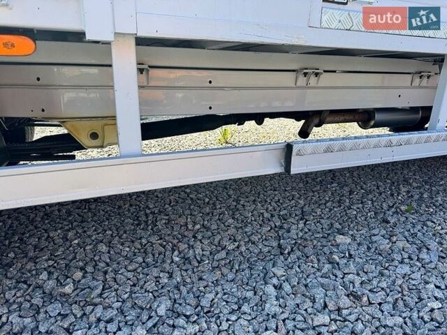 Белый Мерседес Sprinter, объемом двигателя 2.2 л и пробегом 248 тыс. км за 26900 $, фото 5 на Automoto.ua